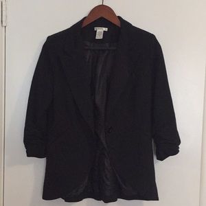 Black blazer with 3/4 length sleeves size M